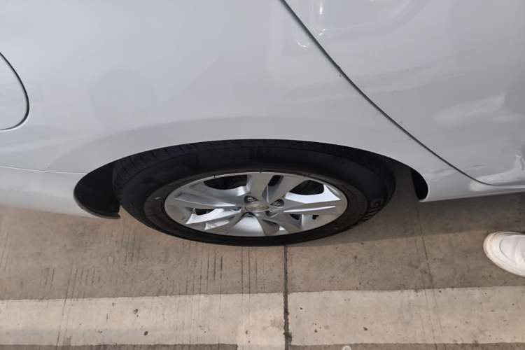 Used Chevrolet Cavalier 2016 1.5L Automatic Xinyue Edition Exterior 5