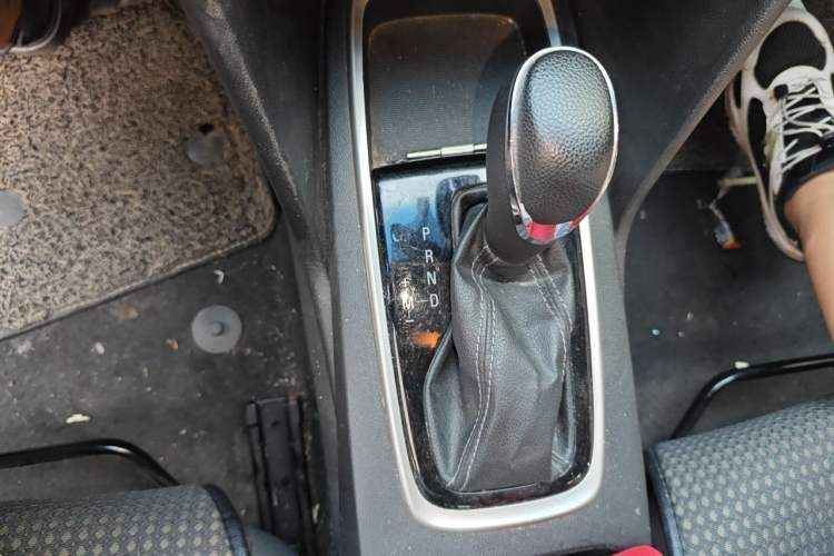 Used Chevrolet Cavalier 2016 1.5L Automatic Enjoyment Edition Gear Lever