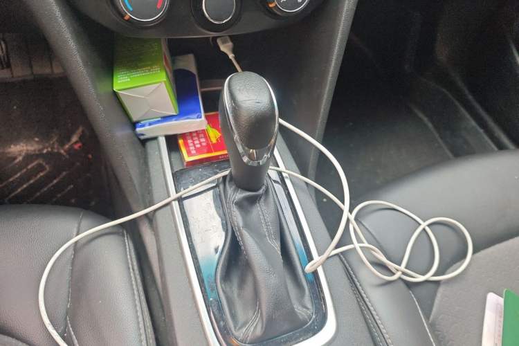 Used Chevrolet Cavalier 2016 1.5L Automatic Xinyue Edition Gear Lever