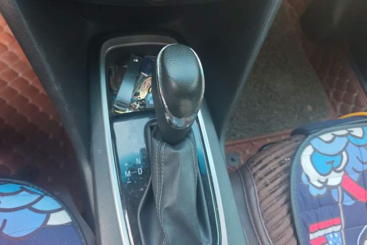 Used Chevrolet Cavalier 2016 1.5L Automatic Enjoyment Edition Gear Lever