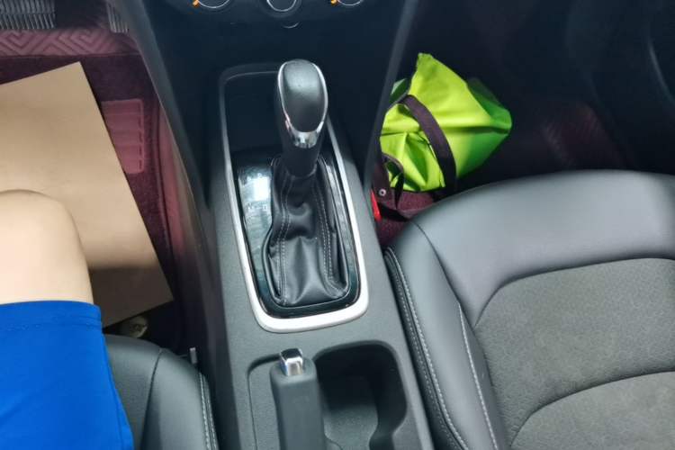 Used Chevrolet Cavalier 2016 1.5L Automatic Xinyue Edition Gear Lever