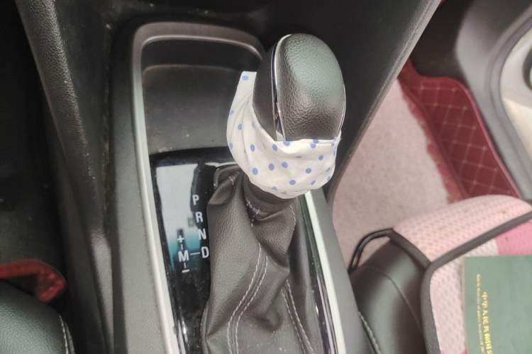 Used Chevrolet Cavalier 2016 1.5L Automatic Xinyue Edition Gear Lever
