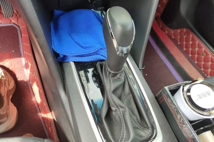 Used Chevrolet Cavalier 2016 1.5L Automatic Enjoyment Edition Gear Lever