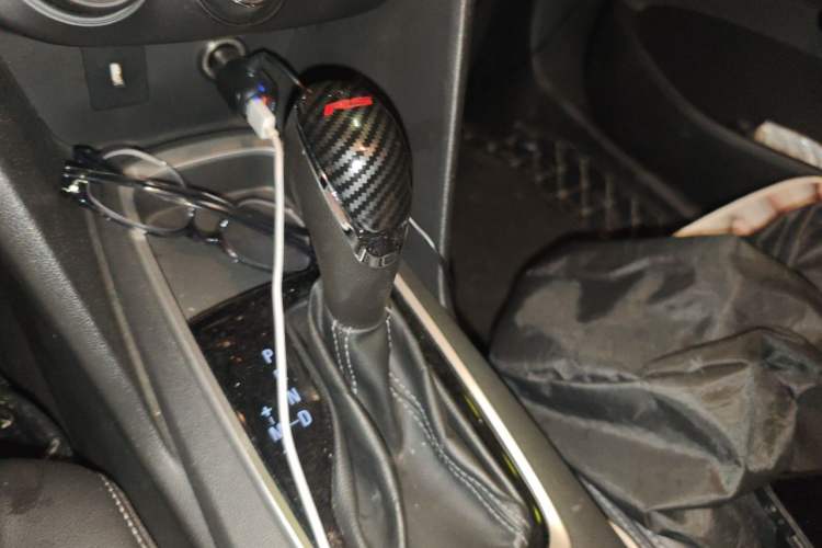 Used Chevrolet Cavalier 2016 1.5L Automatic Xinyue Edition Gear Lever
