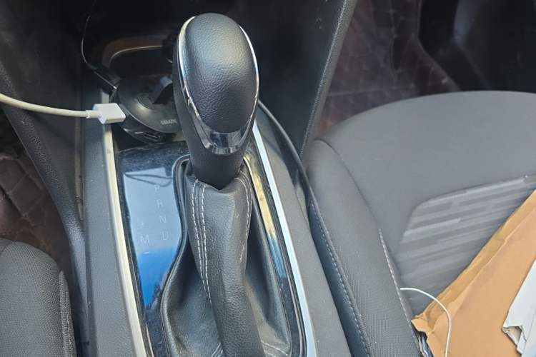 Used Chevrolet Cavalier 2016 1.5L Automatic Enjoyment Edition Gear Lever