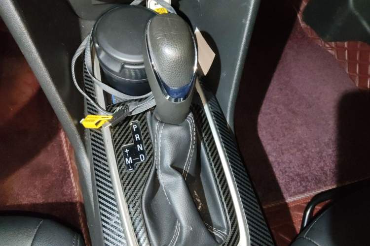 Used Chevrolet Cavalier 2016 1.5L Automatic Enjoyment Edition Gear Lever
