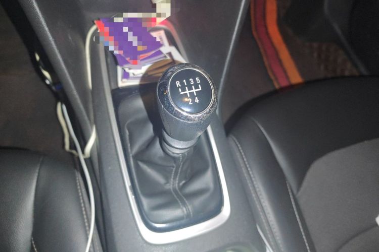 Used Chevrolet Cavalier 2016 1.5L Manual Xinyue Edition Gear Lever