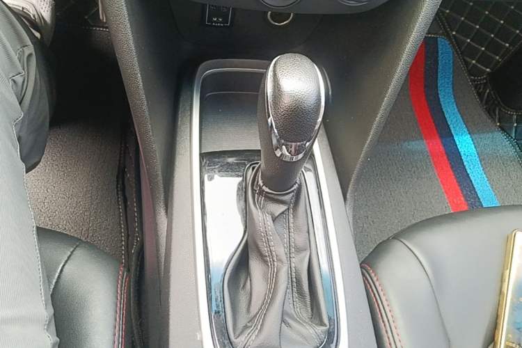 Used Chevrolet Cavalier 2016 1.5L Automatic Enjoyment Edition Gear Lever