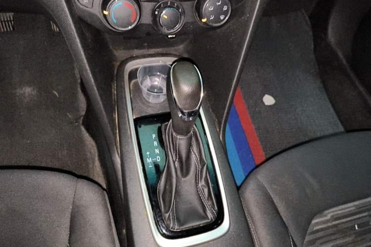 Used Chevrolet Cavalier 2016 1.5L Automatic Enjoyment Edition Gear Lever
