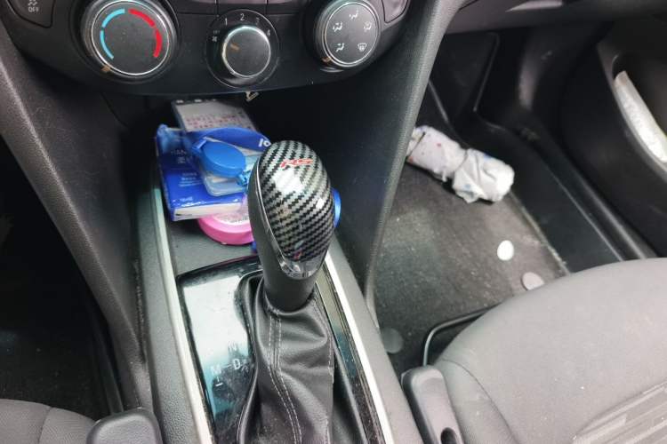 Used Chevrolet Cavalier 2016 1.5L Automatic Enjoyment Edition Gear Lever