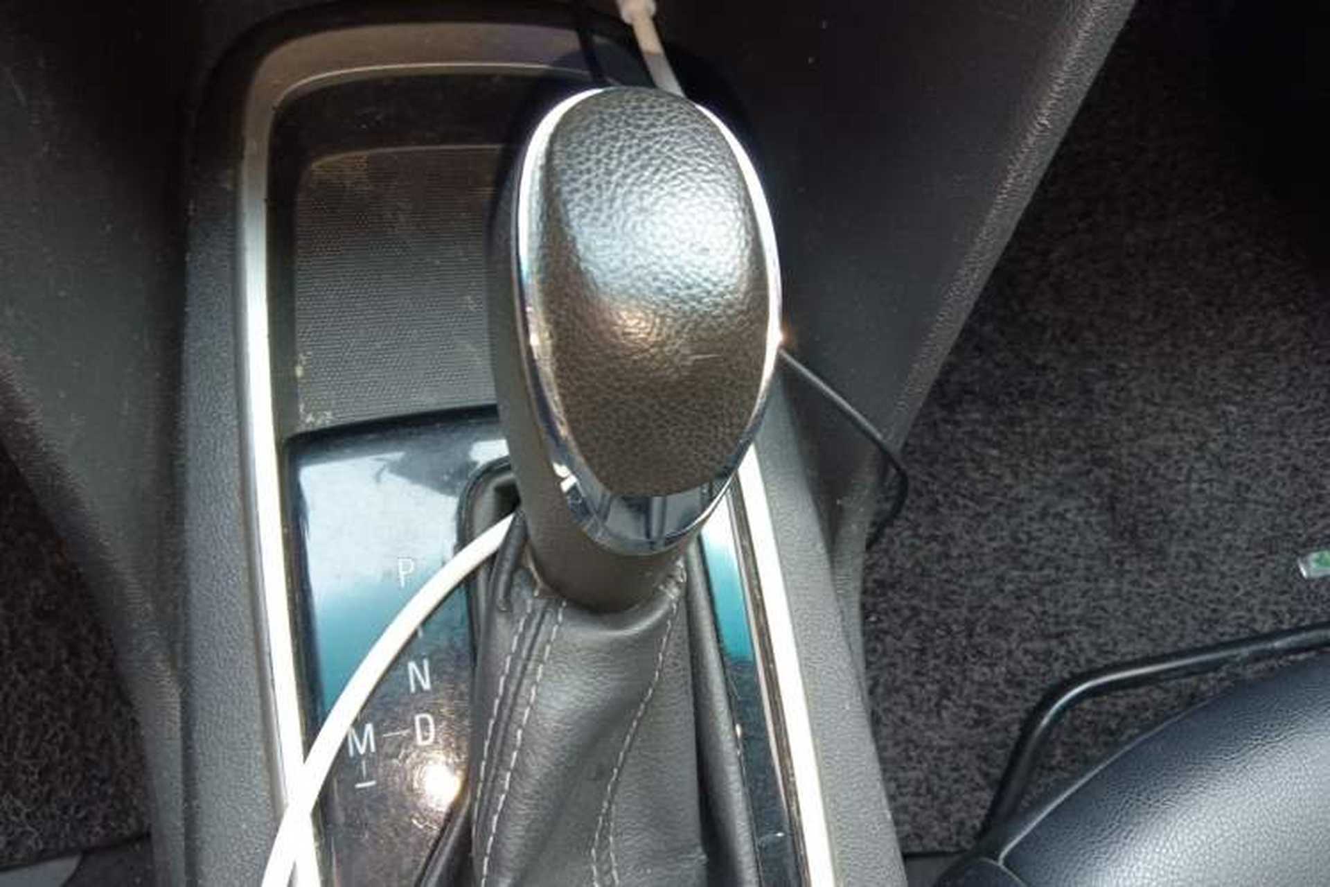 Used Chevrolet Cavalier 2016 1.5L Automatic Enjoyment Edition Gear Lever