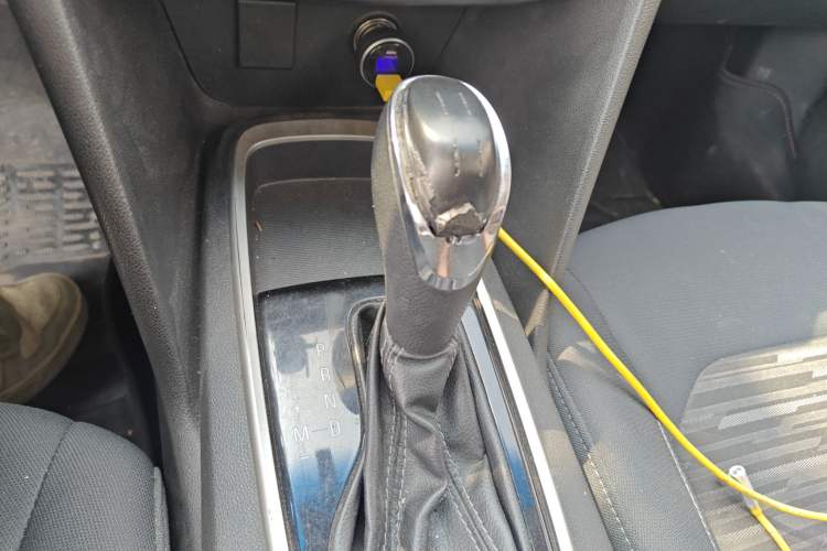 Used Chevrolet Cavalier 2016 1.5L Automatic Enjoyment Edition Gear Lever