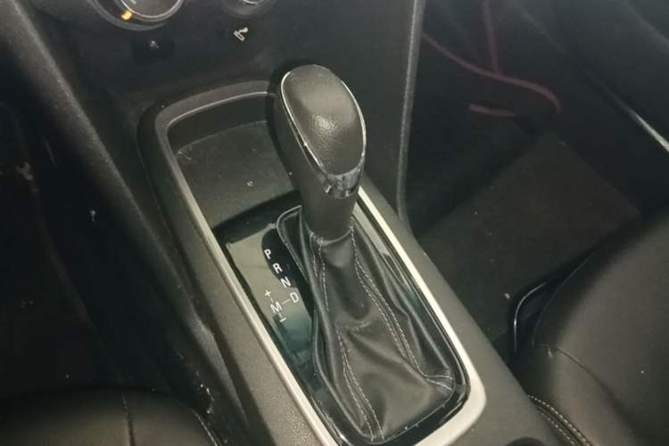 Used Chevrolet Cavalier 2016 1.5L Automatic Xinyue Edition Gear Lever
