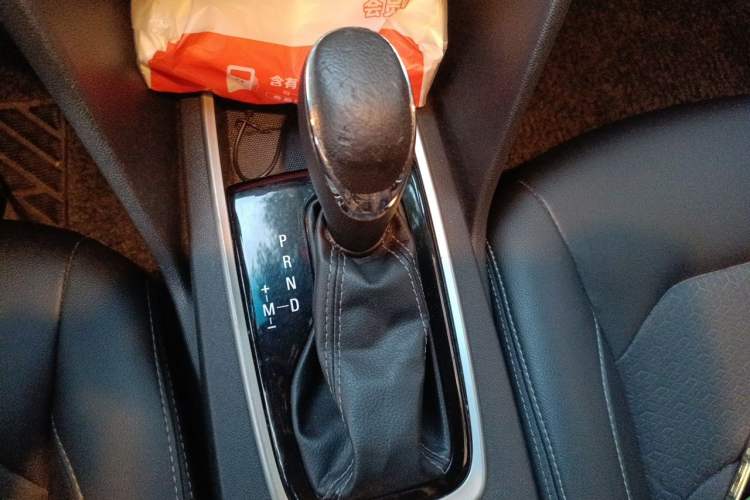 Used Chevrolet Cavalier 2016 1.5L Automatic Xinyue Edition Gear Lever