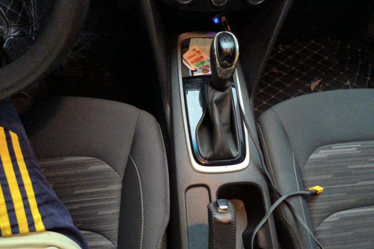 Used Chevrolet Cavalier 2016 1.5L Automatic Enjoyment Edition Gear Lever