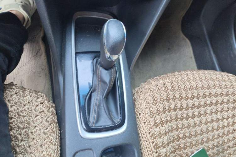 Used Chevrolet Cavalier 2016 1.5L Automatic Enjoyment Edition Gear Lever