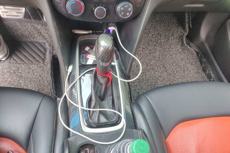 Used Chevrolet Cavalier 2016 1.5L Automatic Enjoyment Edition Gear Lever