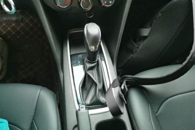 Used Chevrolet Cavalier 2016 1.5L Automatic Enjoyment Edition Gear Lever