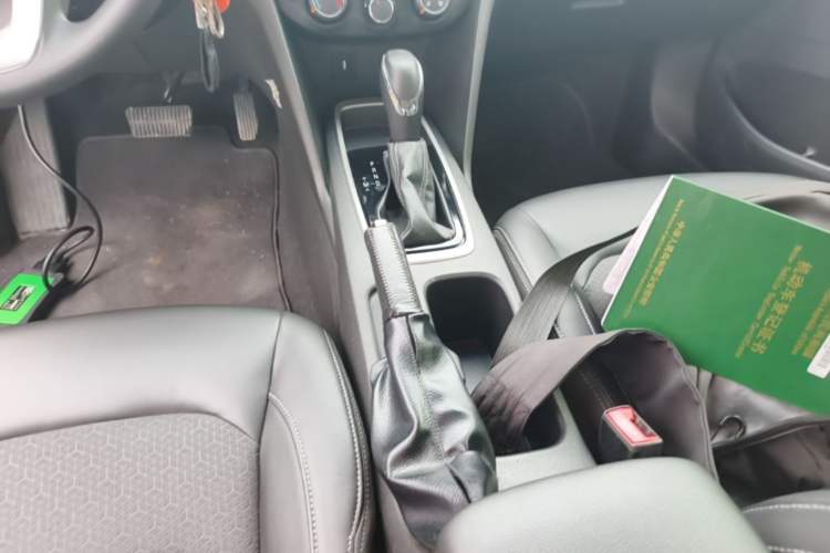 Used Chevrolet Cavalier 2016 1.5L Automatic Xinyue Edition Gear Lever
