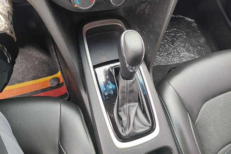 Used Chevrolet Cavalier 2016 1.5L Automatic Xinyue Edition Gear Lever
