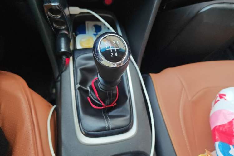 Used Chevrolet Cavalier 2016 1.5L Manual Enjoyment Edition Gear Lever