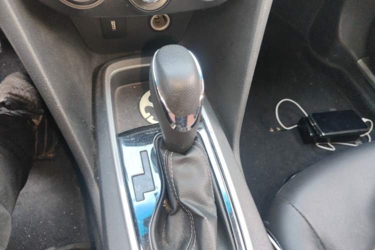 Used Chevrolet Cavalier 2016 1.5L Automatic Xinyue Edition Gear Lever