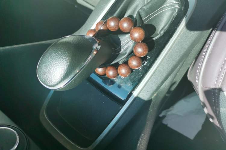 Used Chevrolet Cavalier 2016 1.5L Automatic Enjoyment Edition Gear Lever
