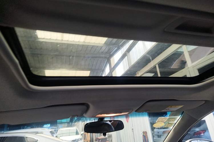 Used Chevrolet Cavalier 2016 1.5L Automatic Xinyue Edition Headliner