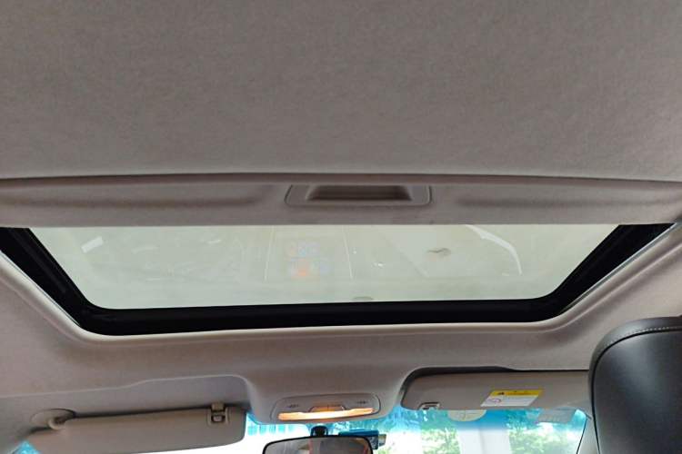 Used Chevrolet Cavalier 2016 1.5L Manual Xinyue Edition Headliner