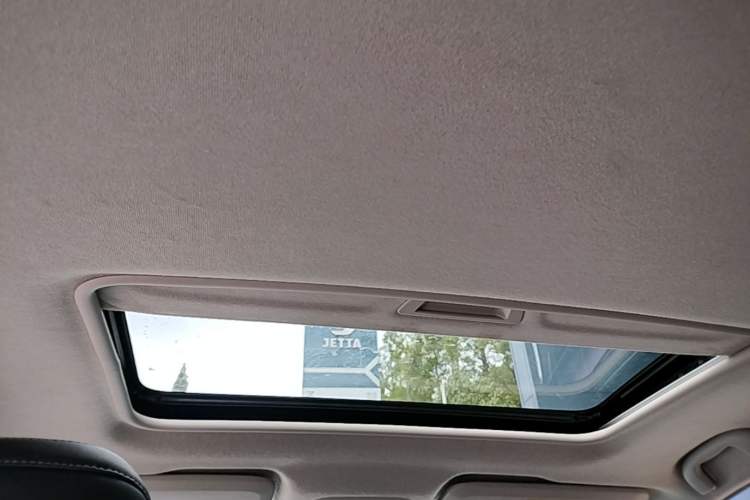 Used Chevrolet Cavalier 2016 1.5L Manual Xinyue Edition Headliner