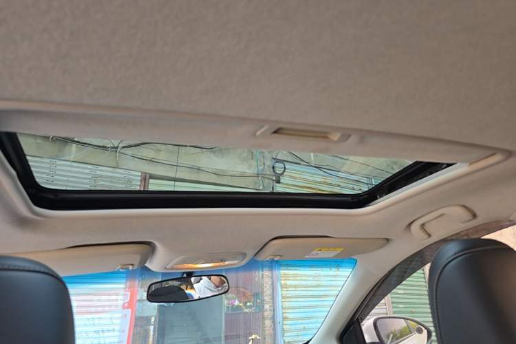 Used Chevrolet Cavalier 2016 1.5L Automatic Xinyue Edition Headliner