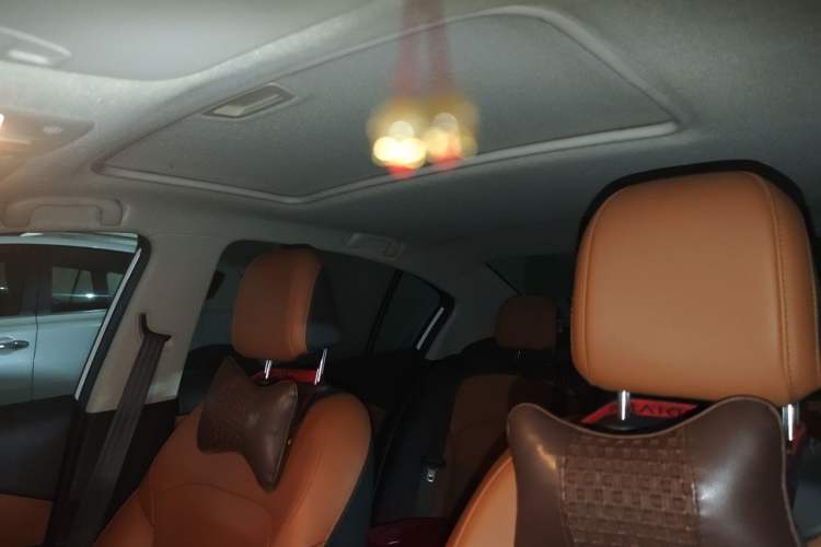 Used Chevrolet Cavalier 2016 1.5L Automatic Xinsong Edition Headliner
