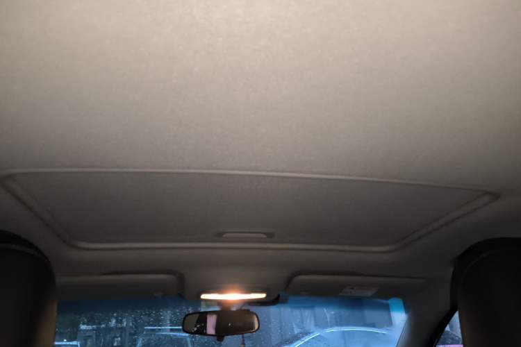 Used Chevrolet Cavalier 2016 1.5L Automatic Xinyue Edition Headliner