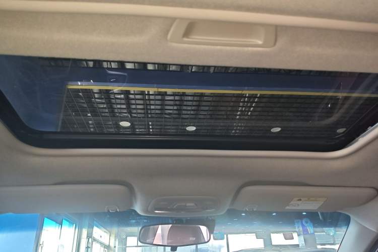 Used Chevrolet Cavalier 2016 1.5L Automatic Xinsong Edition Headliner