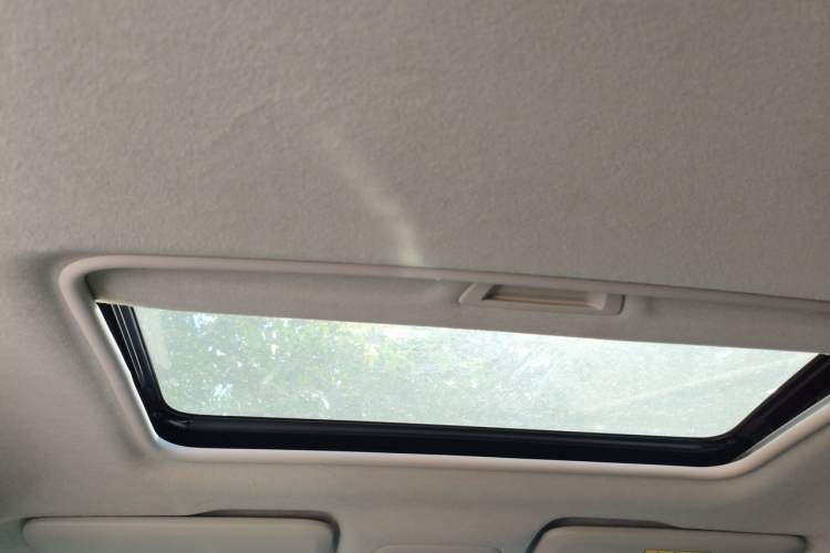 Used Chevrolet Cavalier 2016 1.5L Automatic Xinyue Edition Headliner