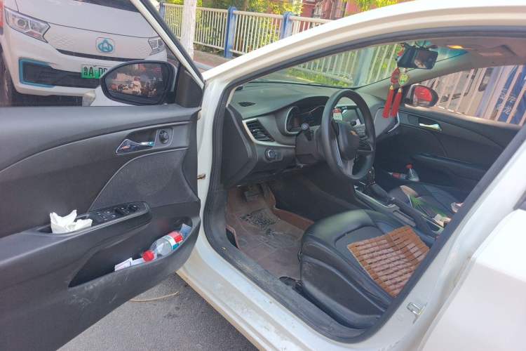 Used Chevrolet Cavalier 2016 1.5L Automatic Xinyue Edition Interior 3