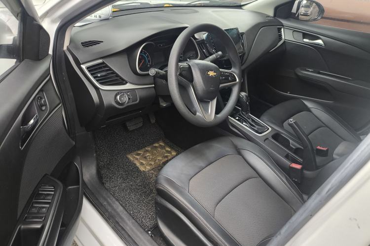 Used Chevrolet Cavalier 2016 1.5L Automatic Xinyue Edition Interior 5