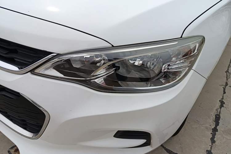 Used Chevrolet Cavalier 2016 1.5L Automatic Enjoyment Edition Left Front Headlight