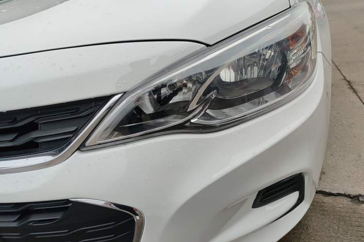 Used Chevrolet Cavalier 2016 1.5L Automatic Enjoyment Edition Left Front Headlight