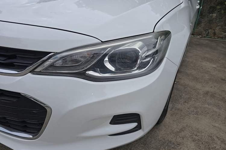 Used Chevrolet Cavalier 2016 1.5L Automatic Xinyue Edition Left Front Headlight