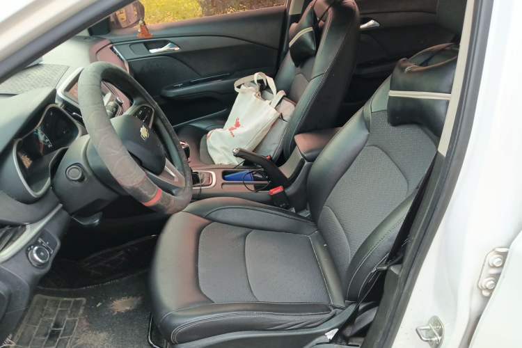 Used Chevrolet Cavalier 2016 1.5L Manual Xinyue Edition Left Front Seat
