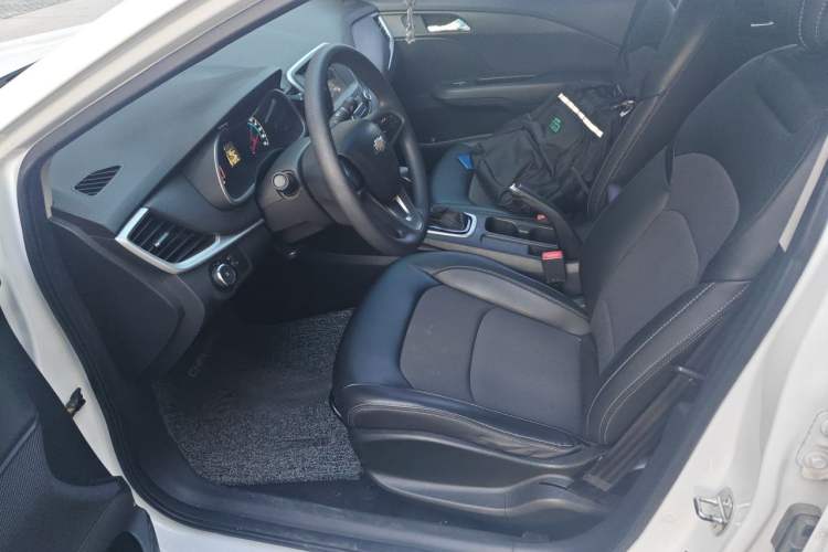 Used Chevrolet Cavalier 2016 1.5L Automatic Xinyue Edition Left Front Seat