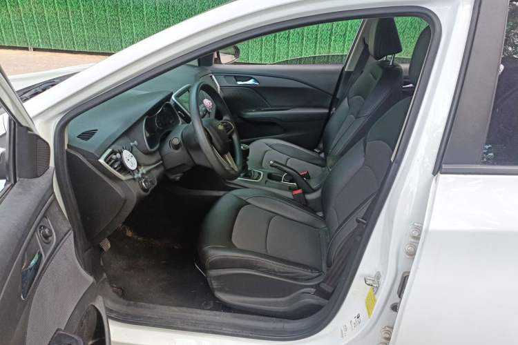 Used Chevrolet Cavalier 2016 1.5L Manual Xinyue Edition Left Front Seat