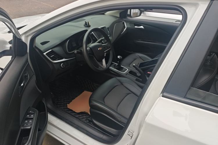 Used Chevrolet Cavalier 2016 1.5L Manual Xinyue Edition Left Front Seat