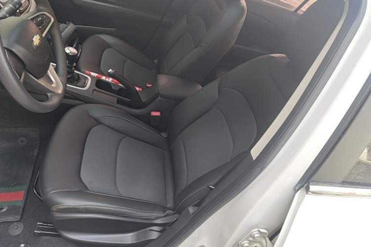 Used Chevrolet Cavalier 2016 1.5L Manual Xinyue Edition Left Front Seat