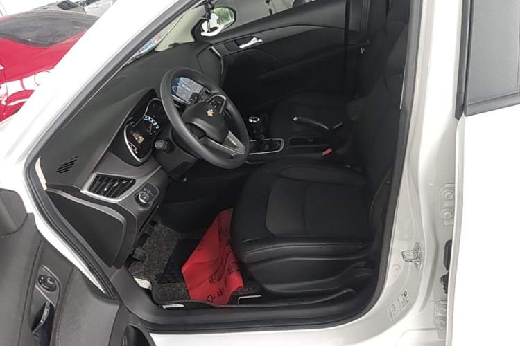 Used Chevrolet Cavalier 2016 1.5L Manual Xinyue Edition Left Front Seat