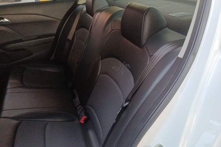 Used Chevrolet Cavalier 2016 1.5L Automatic Xinyue Edition Left Rear Seat