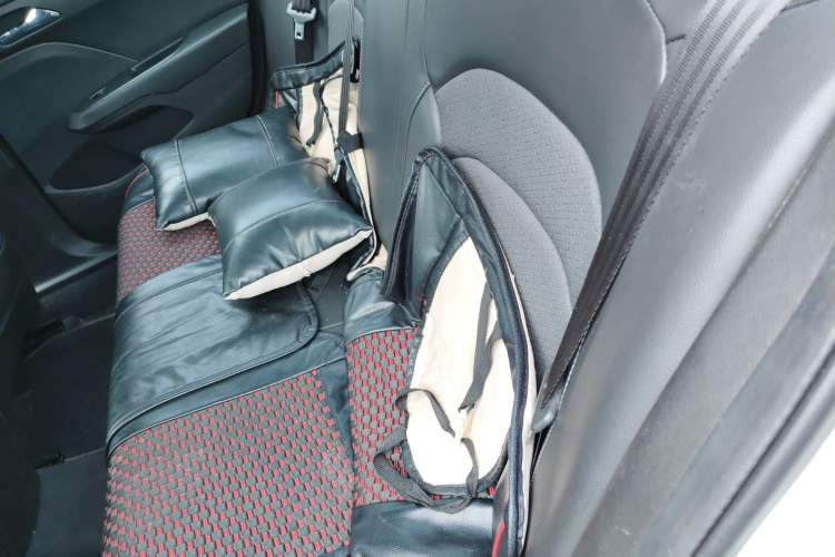 Used Chevrolet Cavalier 2016 1.5L Manual Xinyue Edition Left Rear Seat