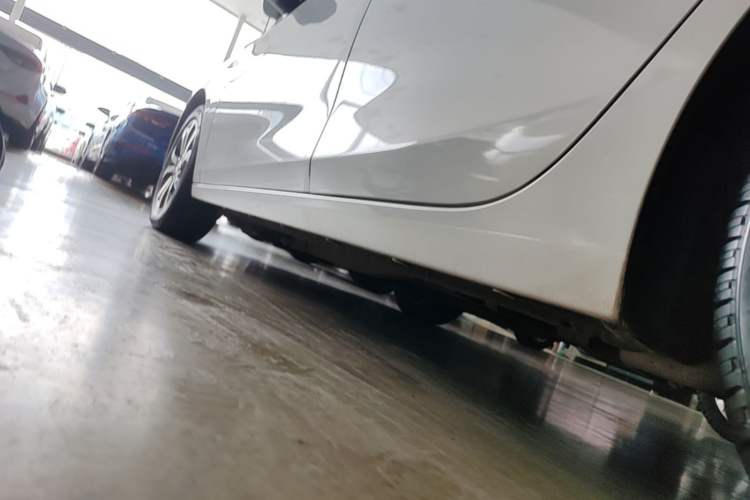 Used Chevrolet Cavalier 2016 1.5L Automatic Xinsong Edition Left Side Sill