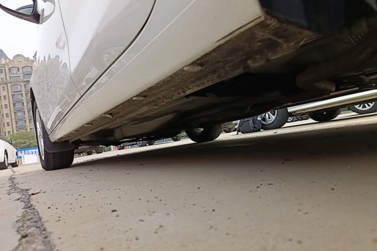 Used Chevrolet Cavalier 2016 1.5L Automatic Enjoyment Edition Left Side Sill